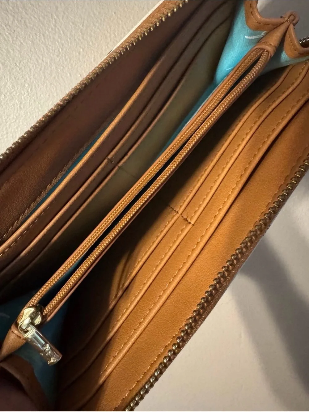 Loungefly compact zip